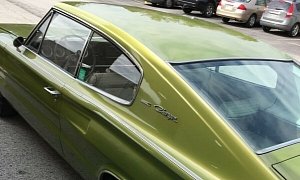 This “Rare” Dodge Charger Has an Awesome Exterior, Awful Interior