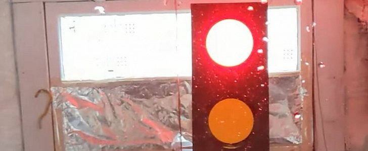 Arduino-powered stoplight