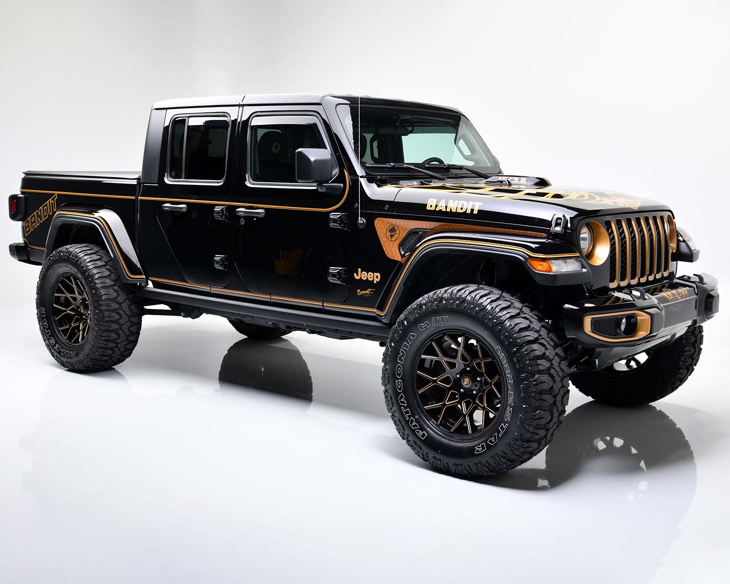 This Smokey and the Bandit-Inspired Jeep Gladiator Is One Sweet Tribute  Truck - autoevolution