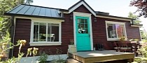 This Tiny Home Perfectly Combines Victorian and Farmhouse Styles