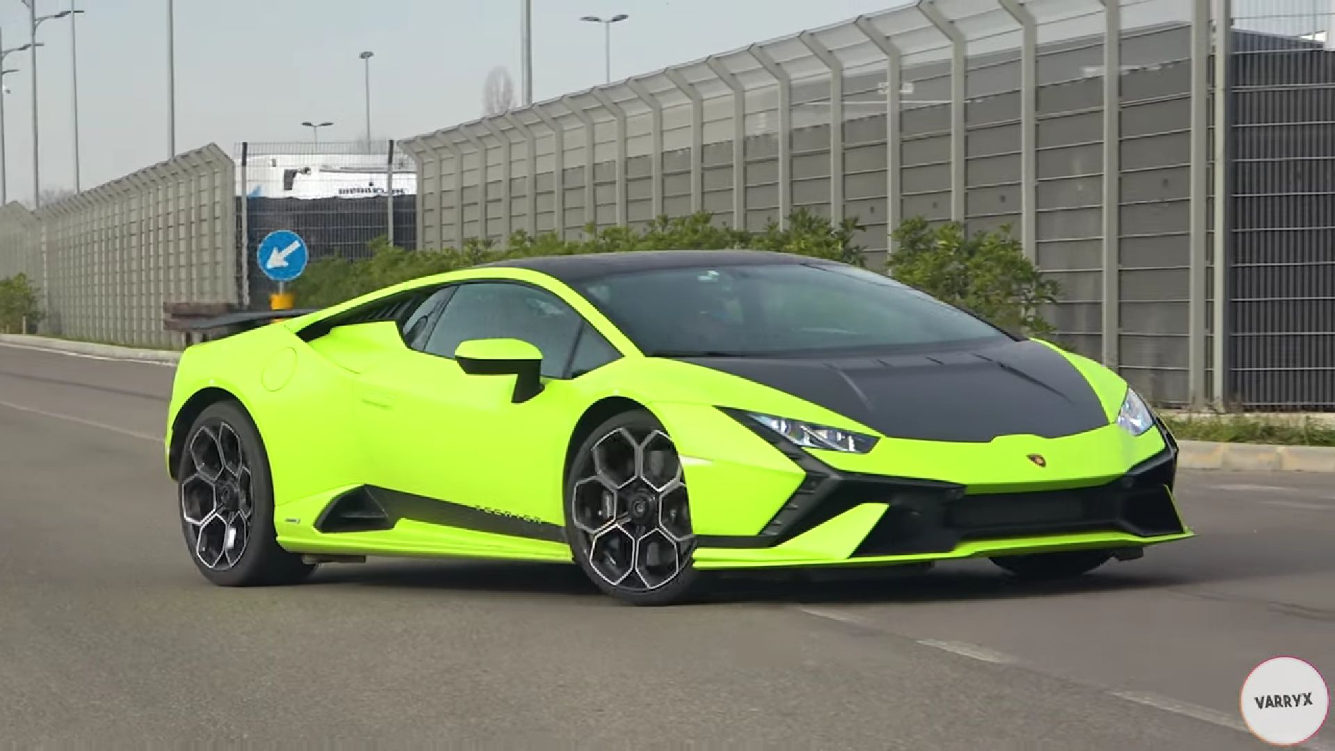 This Verde Shock Lamborghini Huracan Tecnica May Be the Boldest Spec Yet -  autoevolution