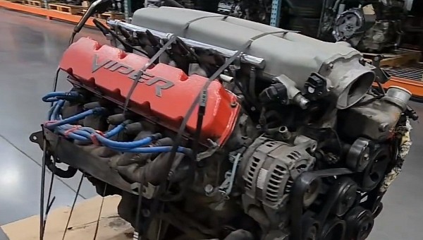 This Viper V10 Engine Came From Dodge Ram SRT-10 and It's Yours for $6,999 - autoevolution