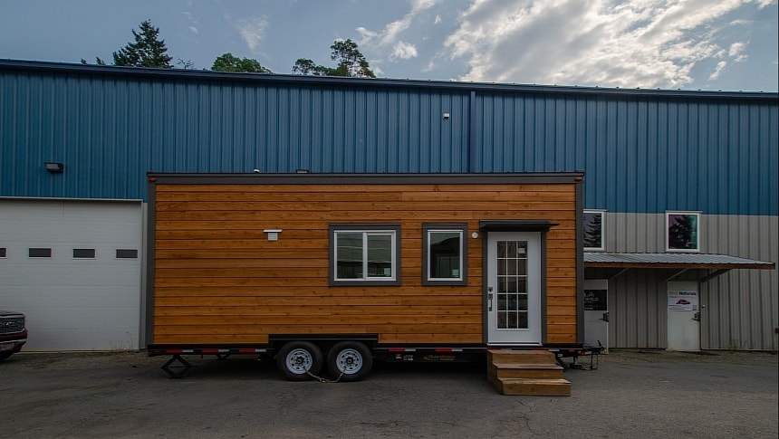 The Pacific Wren is a home office and a guest cabin combined