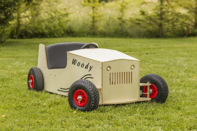 This Wooden Electric Car Is the Toy We Never Had as Kids