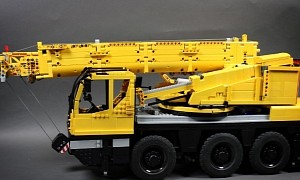 This YouTuber Created a LEGO Liebherr LTC 1045–3.1 Crane Powered by 14 Motors