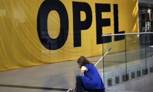 Thousands of Opel Workers Protest Against GM