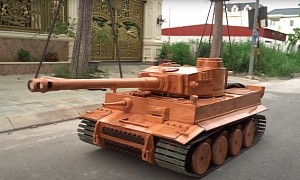 Tiger 1 Tank Model Roams the Streets of Vietnam, Waving Its Gun and Turning Heads
