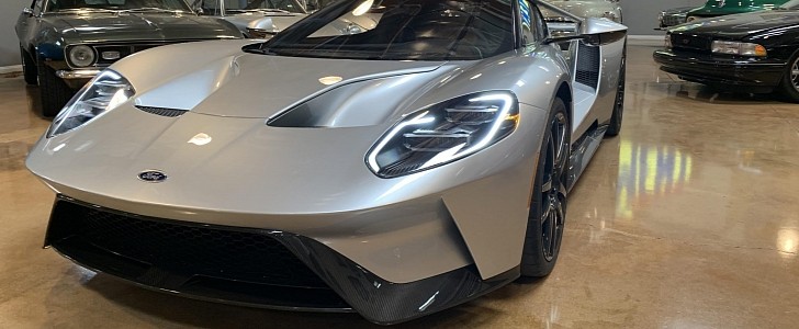 Tim Allen's 2017 Ford GT has sold at auction for $1 million, after just 4 people bid for it