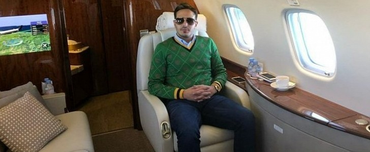 Wanted man Tindler Swindler Simon Leviev asks to be flown private for paid appearances