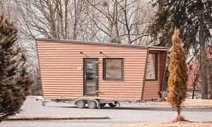 Tiny Swift Mobile Home Dominates Year-Round Tiny Living With Capable Design