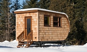Tobermory Shepherd’s Hut Is Most Rustic and Year-Round Livable Mobile Home