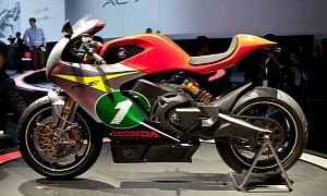 Tokyo 2011: Honda RC-E Electric Superbike Concept Unveiled <span>· Live Photos</span>