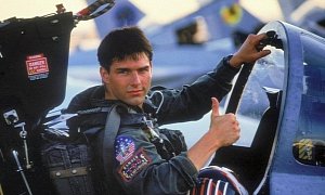 Tom Cruise is Really Flying Fighter Jets in Top Gun 2, Paramount CEO Confirms
