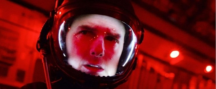Tom Cruise to Film in Space