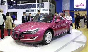 Tongji Auto Shows New EV Roadster Concept