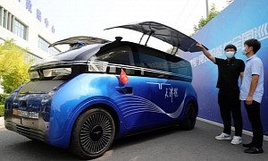 Too Good to Be True? Chinese Team Develops Pure Solar-Powered Electric Car