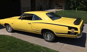 Top Banana 1970 Dodge Super Bee Is High-Impact Muscle With a Numbers-Matching V8
