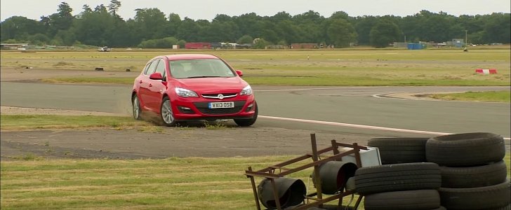 Top Gear Reasonably Priced Car (Vauxhall Astra)
