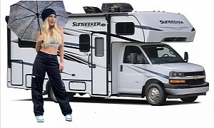 Tori Spelling Is Now Living Full-Time in a Sunseeker LE Motorhome