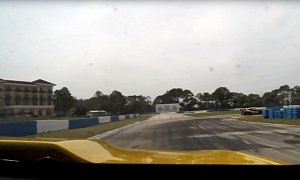 Total Brakes Failure Forces Sebring Racer to Stop All the Way Out in the Street