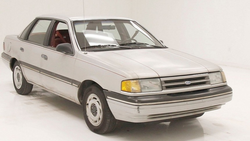 1989 Ford Tempo 
