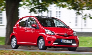 Toyota Adds Aygo 1.0 Move With Style Version in the UK