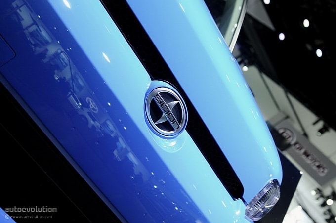 Toyota Announces 1 000 College Graduate Rebate Promotion Autoevolution