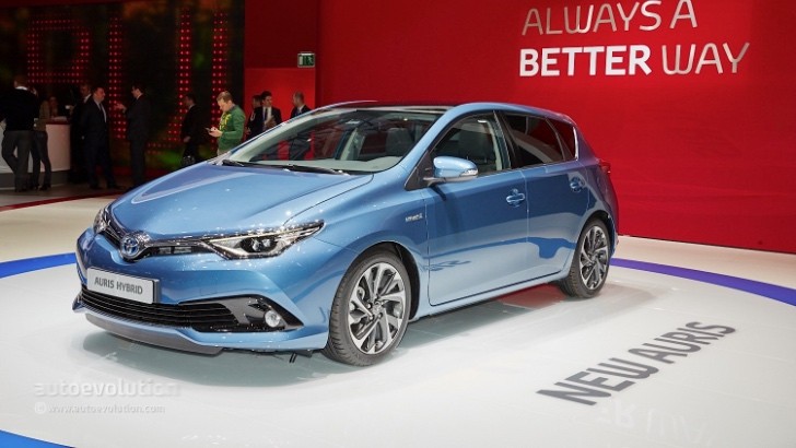 Toyota Auris Hybrid and 120T RS Package Launched in Japan - autoevolution