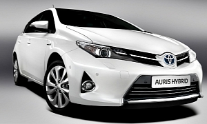 Toyota Begins UK Production of Auris