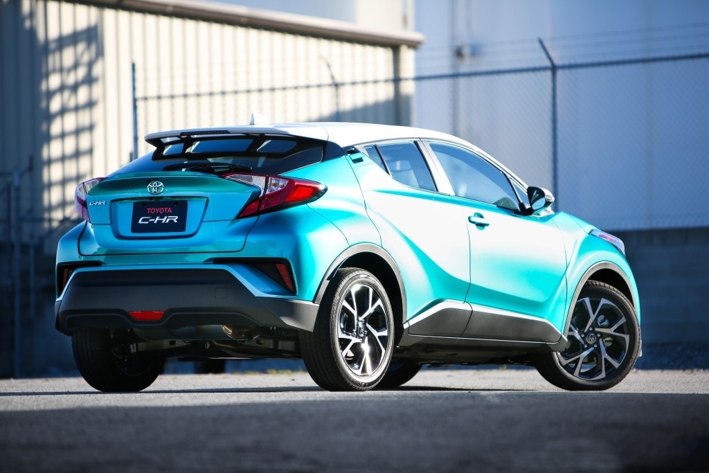 Toyota C-HR 360 Video Review Lists What's Wrong with the Japanese Crossover  - autoevolution