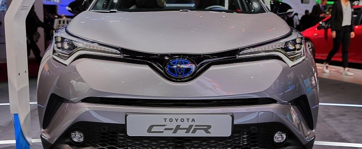 Toyota C-HR Crossover Priced from £20,995 to £27,995 in the UK