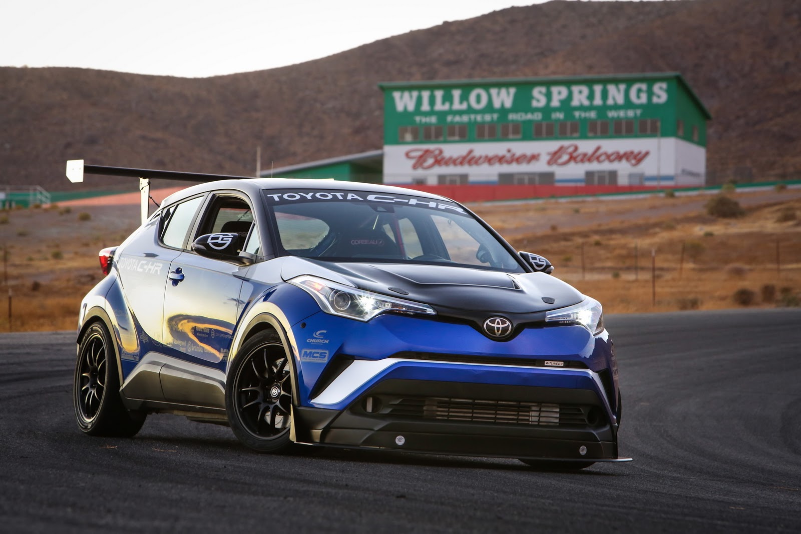 Toyota C Hr R Tuned Is A 600 Hp Juke R Rival Autoevolution