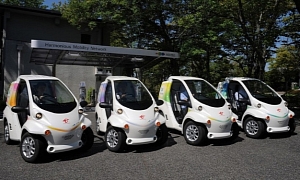 Toyota COMS Now Available for Ha:Mo Car-Sharing in Japan