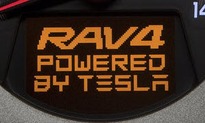 Toyota, Daimler, BMW Turn to Tesla-inspired Laptop Battery Solution