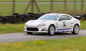 Toyota GT 86 Wins First Race in the UK