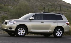 Toyota Highlander, Venza Get IIHS Top Safety Pick