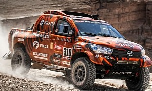 Toyota Hilux With Lexus V8 Engine Is Dakar Ready, Costs a Small Fortune
