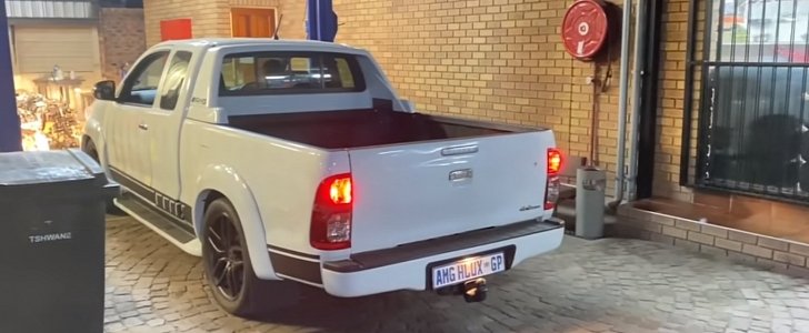 Toyota Hilux With Mercedes-AMG V8 Engine Swap