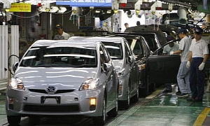 Toyota Hurting More From Strong Yen Than Quake