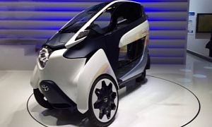 Toyota i-Road “Leaning” EV Specs Revealed at CEATEC 2013