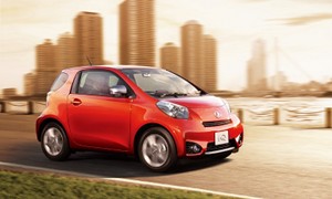 Toyota iQ 130G Introduced in Japan