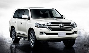Toyota Land Cruiser 200 Facelift Launches in Japan, Puts Safety on a High Pedestal