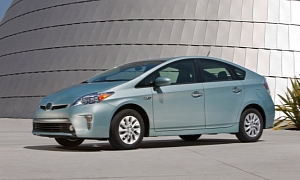 Toyota Lowers 2014 Prius Plug-in Prices, Base Model Starts Under $30,000