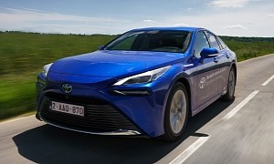 Toyota Mirai Laughs in the Face of EVs, Sets New Hydrogen Range World Record