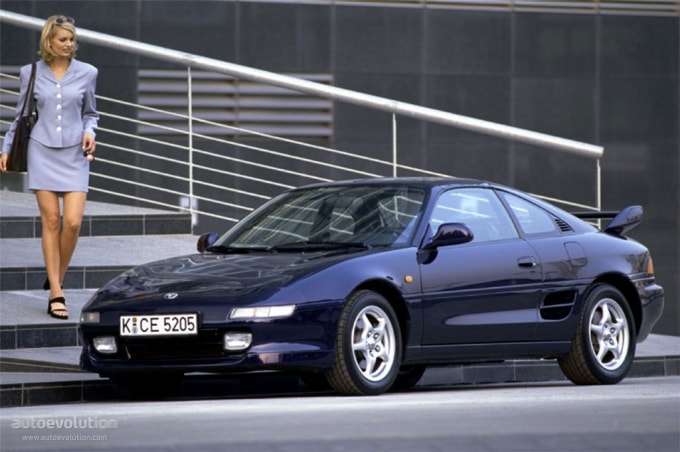 The last generation of the MR2