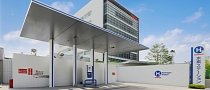 Toyota, Nissan and Honda Shake Hands Over Joint Hydrogen Station Network in Japan