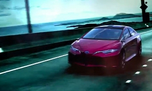 Toyota NS4 Plug-In Hybrid Video