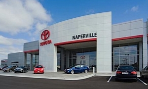 Toyota of Naperville Stretches Hybrid Warranty