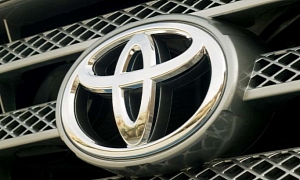 Toyota Prepares Prius Sequel - Fuel Cell Sedan