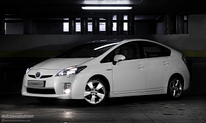 Toyota Prius and Lexus HS 250h: 242,000 Units Recalled Due to Braking Issue